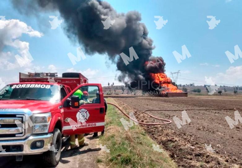 VIDEO Alerta por quema en estación de bombeo de Pemex en Texmelucan