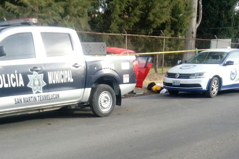 Rafaguean a jóvenes afuera de un bar y mueren dos en Texmelucan