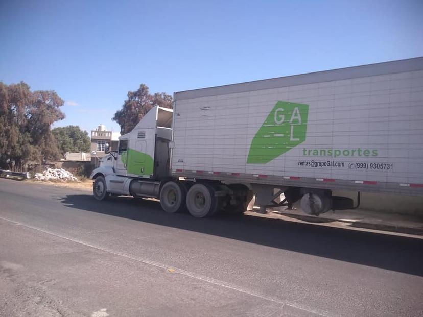 Tras balacera policías de Quecholac recuperan tráiler robado