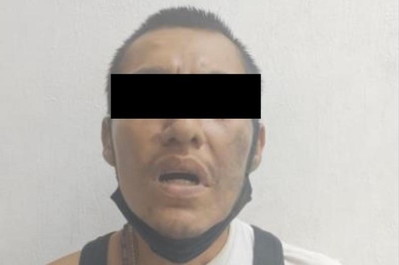 Mujer persigue a ladrón con celular en la mano en calles céntricas de Atlixco