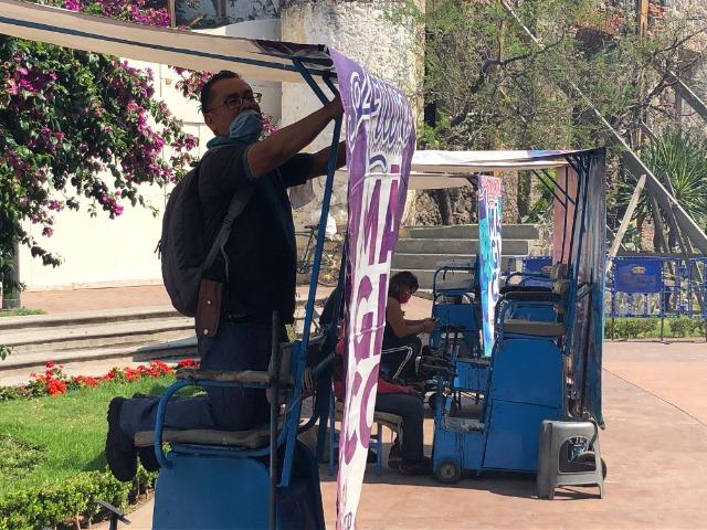 Ahora boleros del zócalo de Atlixco se asientan en Centro de Convenciones