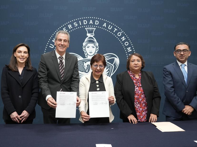 Firman convenio de colaboración el Gobierno de la Ciudad y la BUAP