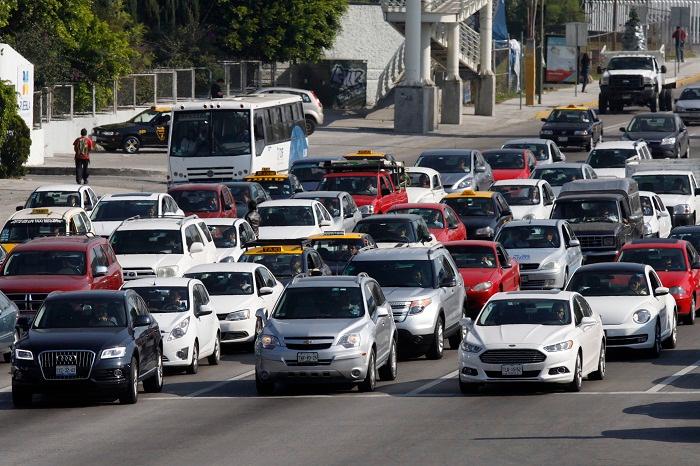 Se podría prolongar un mes más el pago del control vehicular: Barbosa