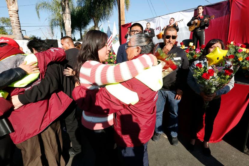 Con Juntos otra vez se reúnen poblanos con familiares en EEUU