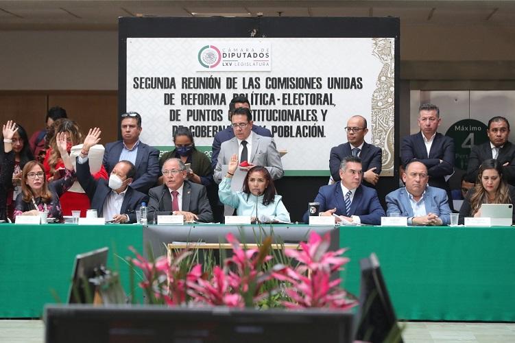 Aprueban en Comisiones reforma electoral de AMLO y pasa al Pleno