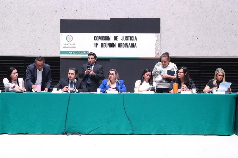 Pasan en comisión reformas a juicio de amparo y facultad de amnistía