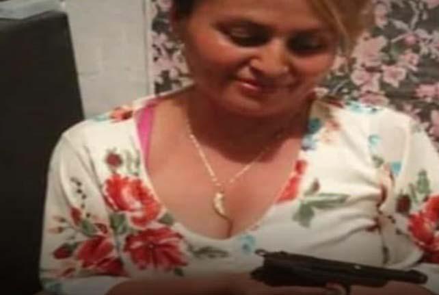 Regidora de Tlapanalá presume arma de fuego en las redes sociales 