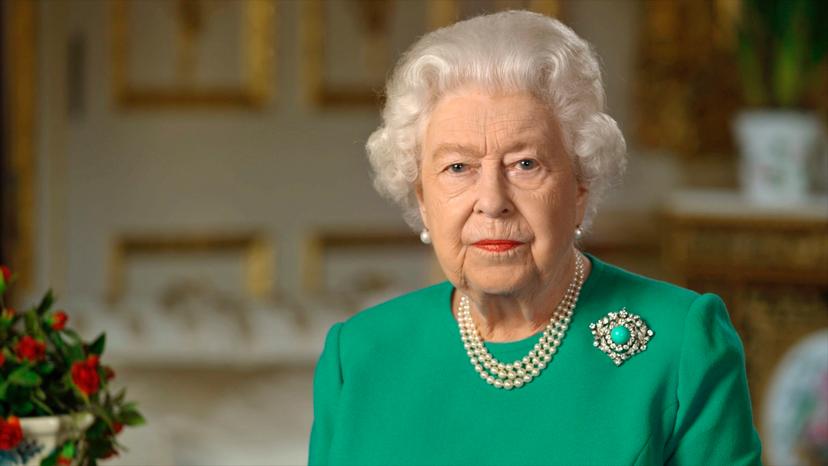 Reina Isabel II dice al pueblo Vendrán mejores días