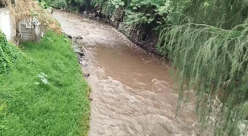 Alertan del incremento de agua en ríos del sur del estado de Puebla