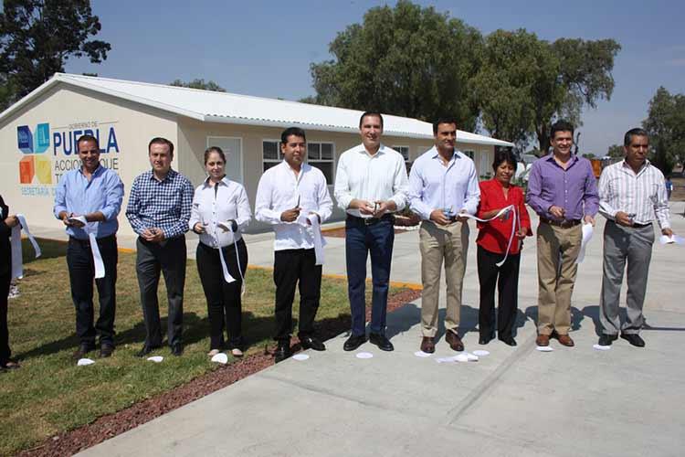 Entrega RMV instalaciones de una Secundaria Técnica en Quecholac