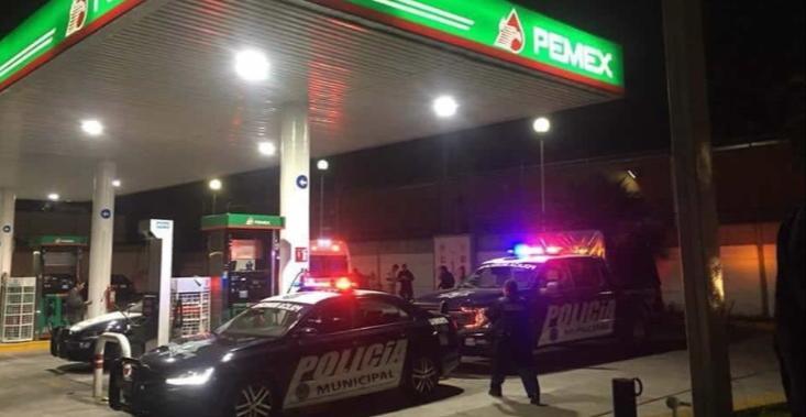 Comando asalta Oxxo en San Jerónimo Ocotitlán