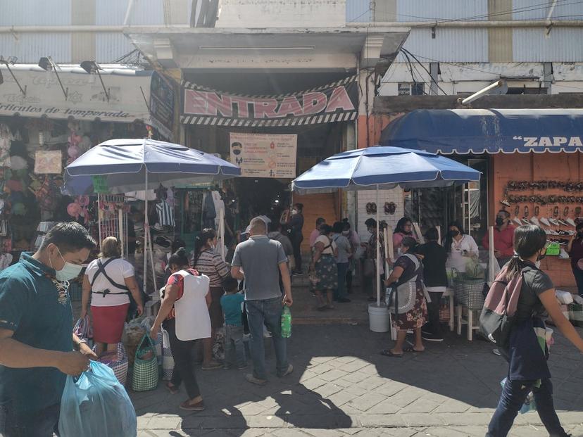 Bandas de carteristas asolan Mercado 16 de Marzo en Tehuacán 