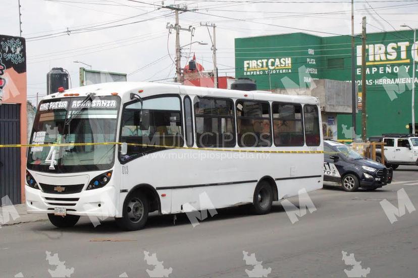 Adulto mayor se infartó, se golpeó la cabeza y murió en una ruta 14