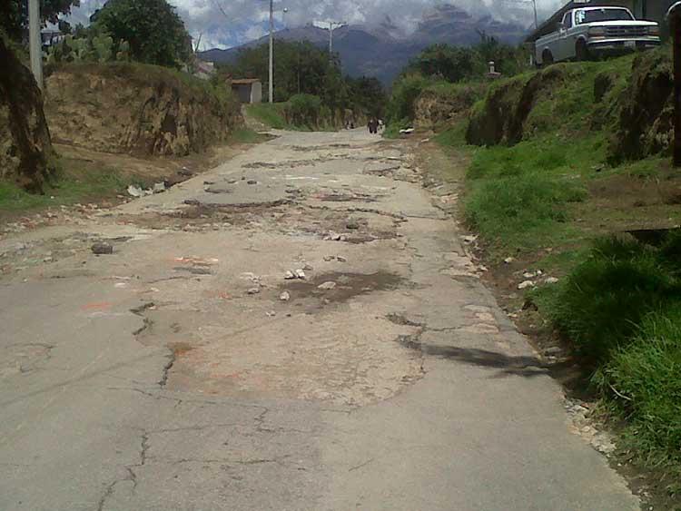 En pésimo estado ruta de evacuación en Nepopualco