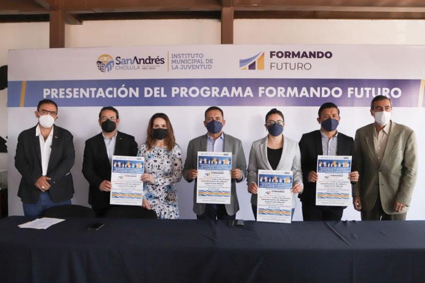 Presenta Mundo Tlatehui programa Formando Futuro, en beneficio de las y los jóvenes Sanandreseños