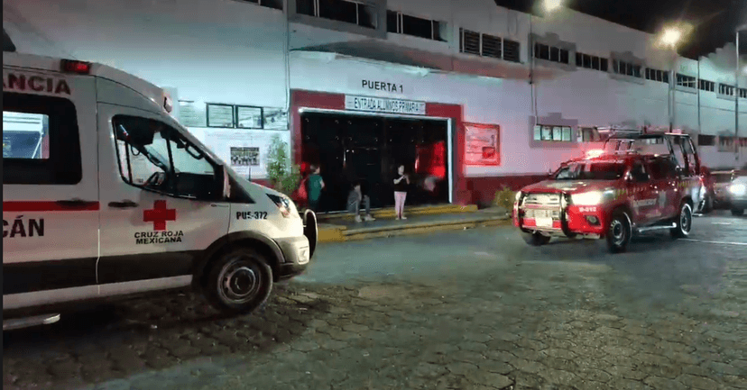 Convulsionan 8 estudiantes por intoxicación en Tehuacán