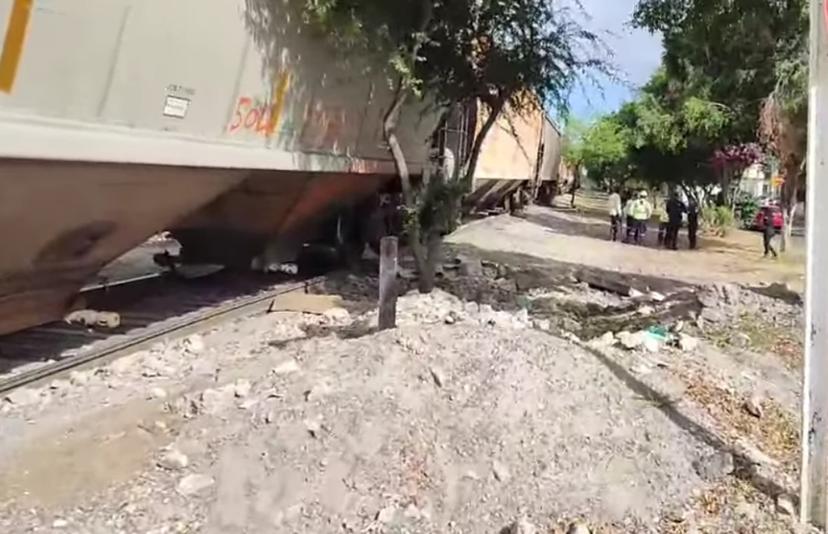 Muere joven mujer tras ser arrollada por el tren en Tehuacán