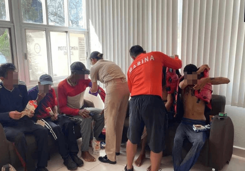 En Yucatán, la Semar rescató a 14 náufragos extranjeros