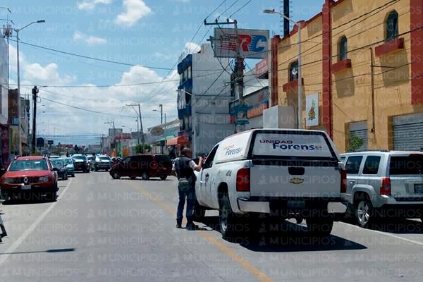 Impiden huachicoleros salida de cuerpos tras balacera en El Verde