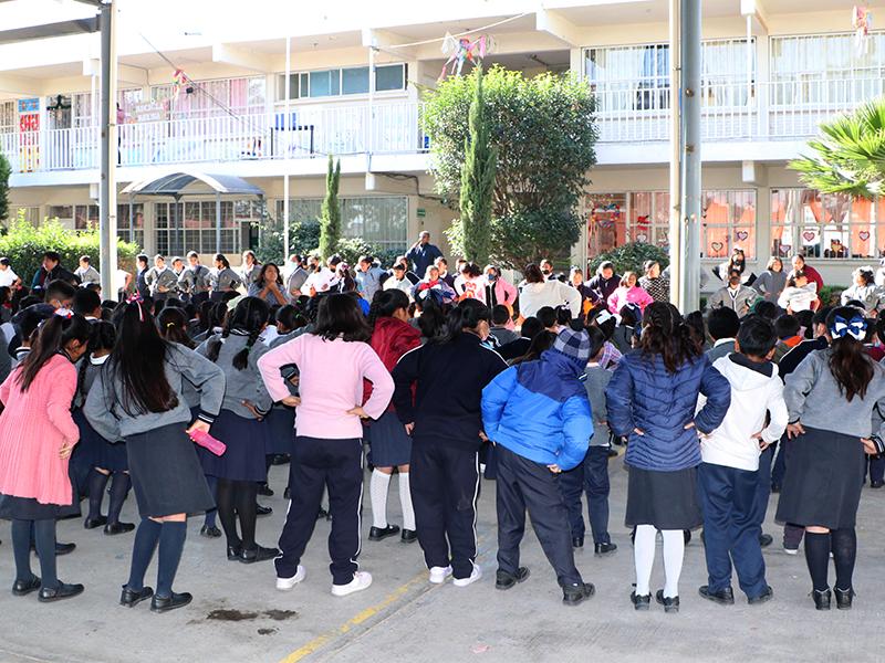 Realiza SEP activación física en más de cinco mil escuelas en la entidad