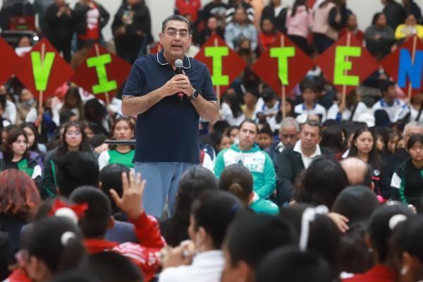 Sergio Salomón inicia campaña de prevención Hagamos equipo, si te drogas te dañas