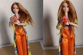 Diseñan muñeca Barbie inspirada en Shakira y su tema Monotonía