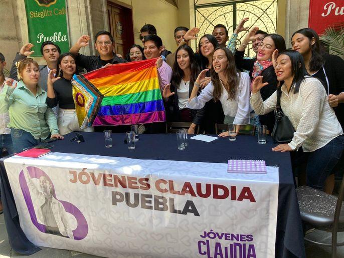 Respaldan jóvenes de Puebla a Claudia Sheinbaum previo a su visita a la entidad