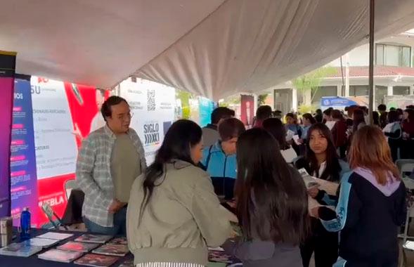 En Coronango celebran Feria de Universidades
