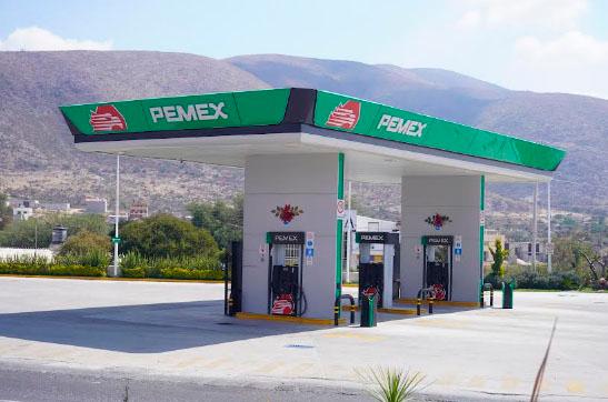 Ladrones asaltan estación de gasolina en Tecamachalco