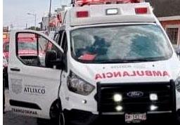 Moto embiste a mujer en calles de Atlixco