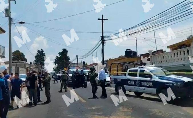 Ejecutan a dos personas con R15 en la federal Tlaxcala-Texmelucan