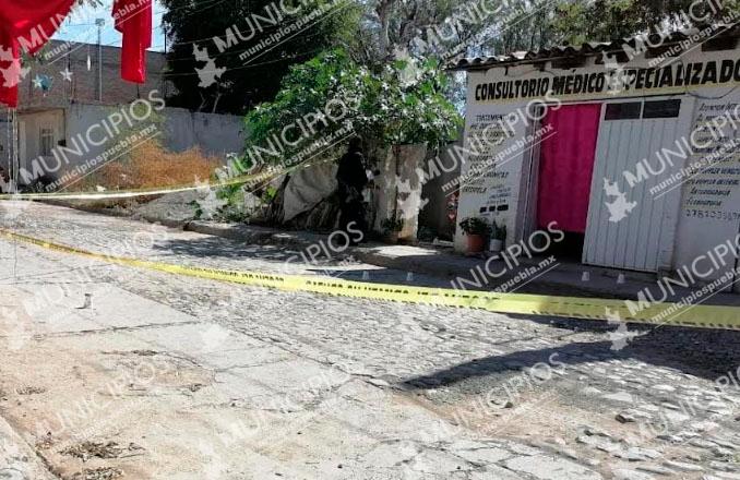 Ejecutan a narcomenudista en Ajalpan de la banda delictiva de El Cape