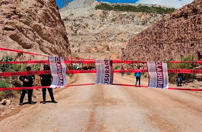 Ayuntamiento de Tecamachalco clausura la empresa Cruz Azul