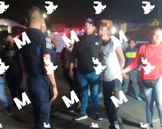Por la supuesta desaparición de un menor, retienen a mujer en Texmelucan