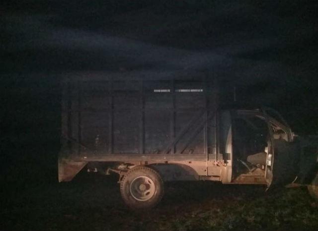 Aseguran camionetas y 3 mil litros de huachicol en Huauchinango