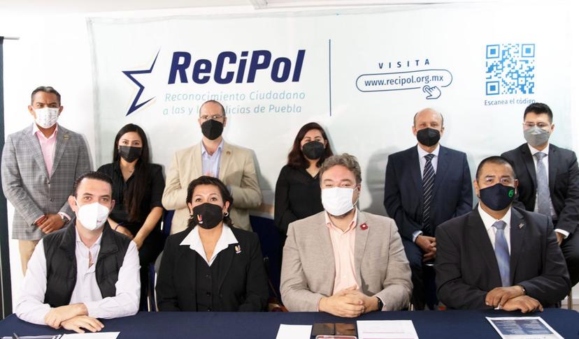 Presenta sociedad civil el reconocimiento ciudadano a las y los policías de Puebla