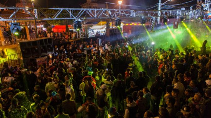 Amozoc desafía a autoridades y alista fiesta de sonideros