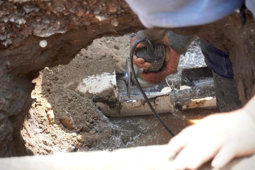 Mejora la distribución de agua en Santa María Xixitla