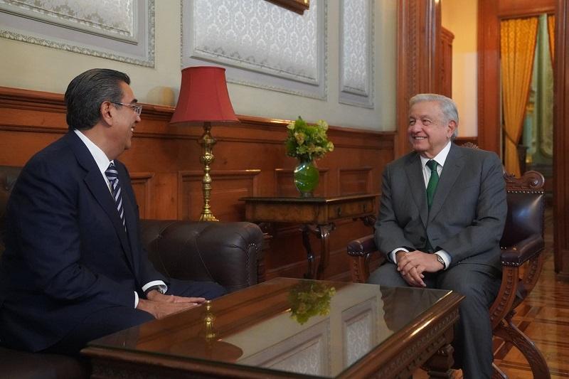 Concretan AMLO y Céspedes reunión para presupuesto de línea 4 de Ruta