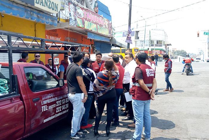 Buscan reordenar ambulantes de Texmelucan