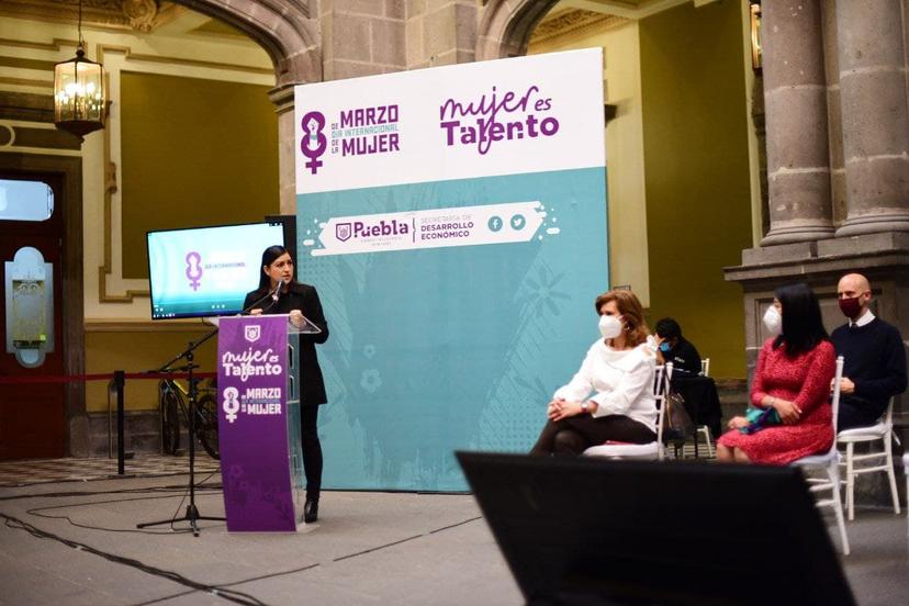 Ayuntamiento realiza ferias virtuales y presenciales para empoderar mujeres