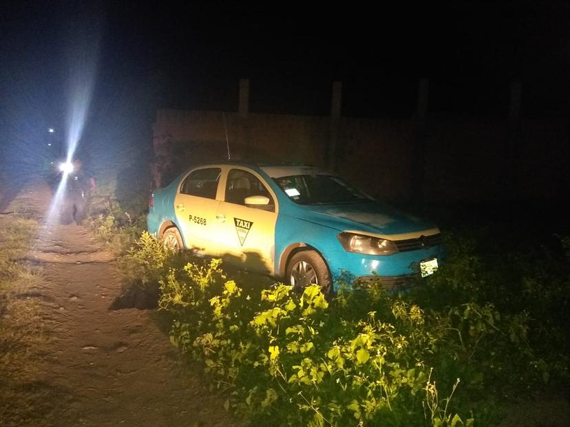 Recuperan taxi robado en pleno centro de Atlixco 