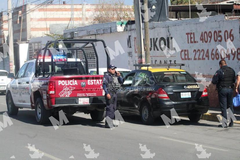 Taxista balea a automovilista en la capital poblana por pleito vial