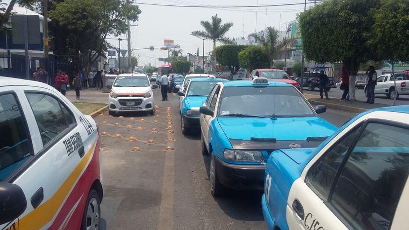 Gremio taxista de Tehuacán pide regularizar plataformas