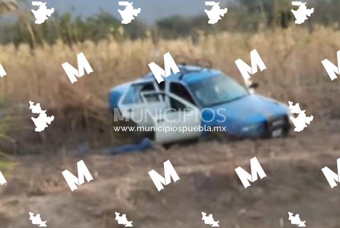 Identifican como locutor de radio al taxista asesinado hoy en Ajalpan