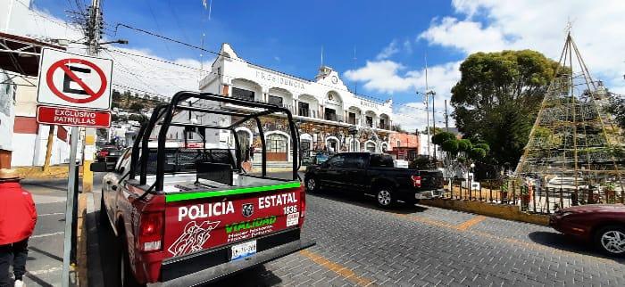 Roban automóvil frente a notaría en Tecamachalco 