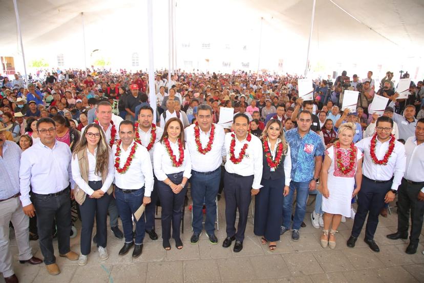 Céspedes anunció la ampliación de la Amozoc-Tepeaca a cuatro carriles