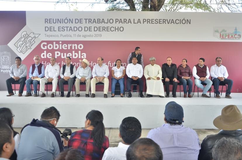 Descarta Barbosa ingobernabilidad en Tepexco y Cohuecan