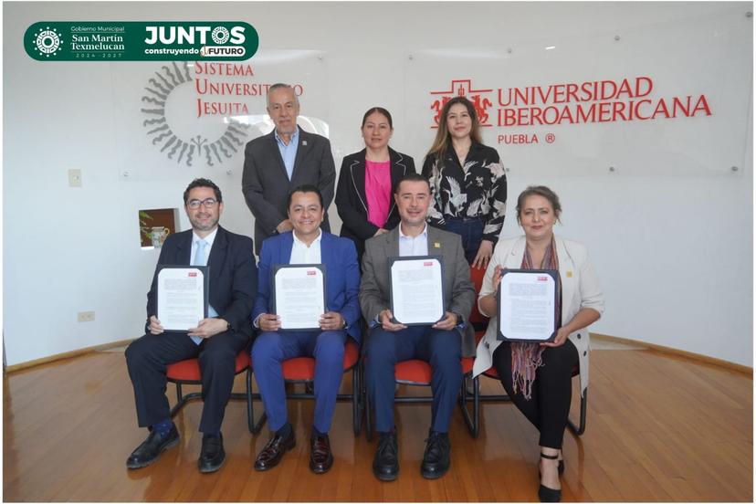 Texmelucan e Ibero Puebla firman convenio de colaboración