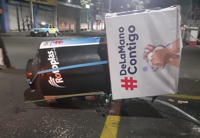 En Atlixco vandalizan lavamanos instalados por contingencia